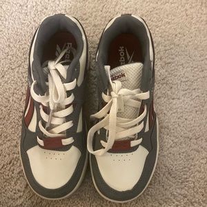 Kids Reebok sneakers brand new, never worn. Size 13